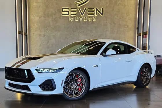 Carro 5.0 V8 GASOLINA GT PERFORMANCE MANUAL