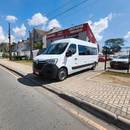 Carro 2.3 DCI DIESEL MINIBUS EXECUTIVE 16L L3H2 3P MANUAL
