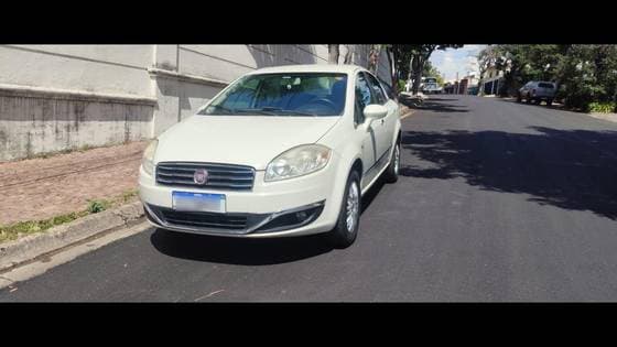 Carro 1.8 ESSENCE 16V FLEX 4P AUTOMATIZADO