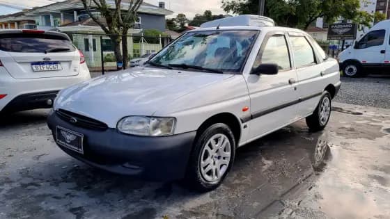 Carro 1.8 I GL 16V GASOLINA 4P MANUAL
