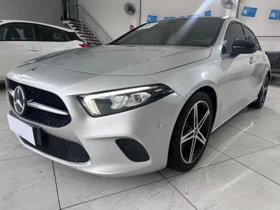 Carro 2.0 CGI GASOLINA SPORT 7G-DCT
