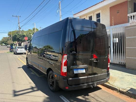 Carro 2.3 DCI MINIBUS L3H2 9 LUGARES 16V DIESEL 4P MANUAL