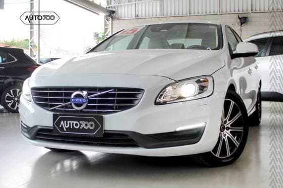 Carro 2.0 T5 MOMENTUM 16V TURBO GASOLINA 4P AUTOMÁTICO