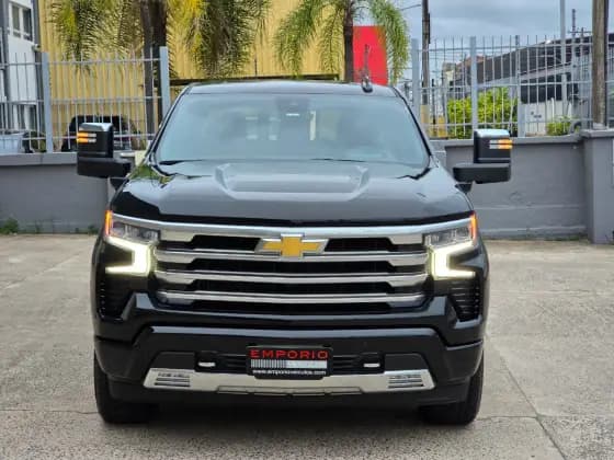 Carro 5.3 V8 GASOLINA 1500 HIGH COUNTRY 4X4 AUTOMÁTICO