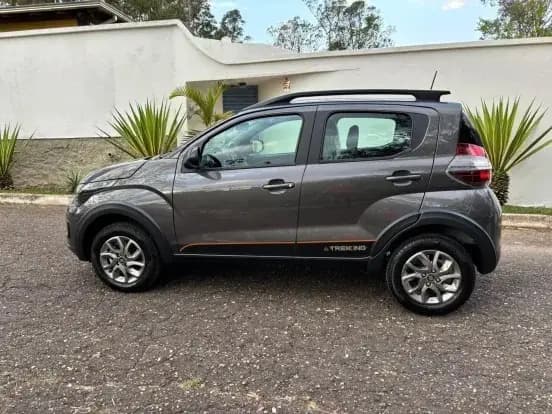 Carro 1.0 FIREFLY FLEX TREKKING MANUAL