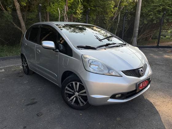 Carro 1.4 LX 16V FLEX 4P AUTOMÁTICO