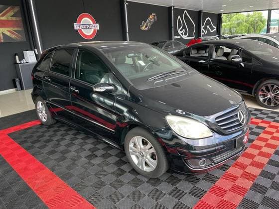 Carro 2.0 8V GASOLINA 4P AUTOMÁTICO