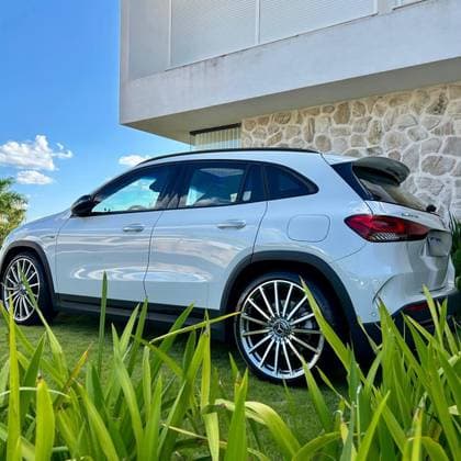 Carro 2.0 CGI GASOLINA 4MATIC SPEEDSHIFT