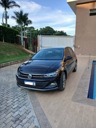 Carro 1.0 200 TSI HIGHLINE AUTOMÁTICO