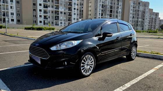 Carro 1.6 TITANIUM HATCH 16V FLEX 4P POWERSHIFT