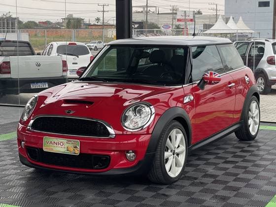 Carro 1.6 S JOHN COOPER WORKS 16V TURBO GASOLINA 2P AUTOMATICO