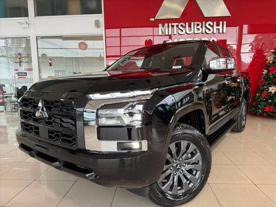 Carro 2.4 BITURBO DIESEL CD HPE 4X4 AUTOMÁTICO