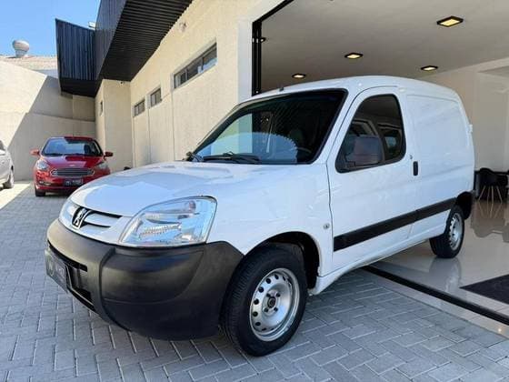 Carro 1.6 FURGÃO 800KG 16V FLEX 3P MANUAL
