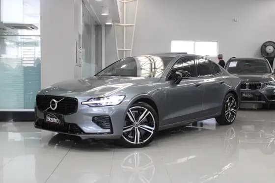 Carro 2.0 T8 R-DESIGN HÍBRIDO 4P AUTOMÁTICO