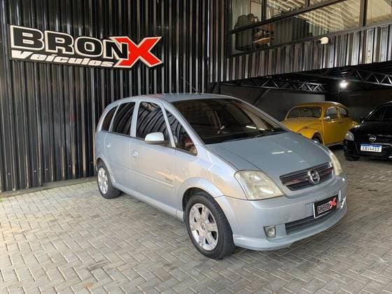 Carro 1.8 MPFI JOY 8V FLEX 4P MANUAL