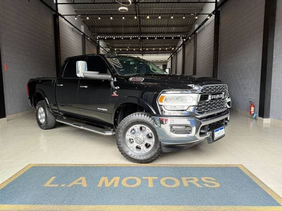 Carro 6.7 I6 TURBO DIESEL LARAMIE CD 4X4 AUTOMÁTICO