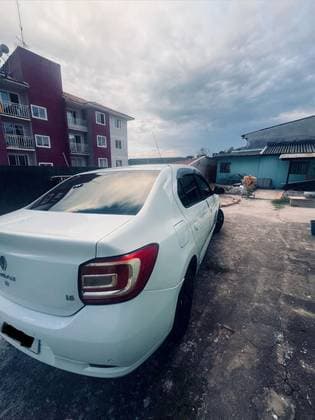 Carro 1.6 DYNAMIQUE 8V FLEX 4P MANUAL