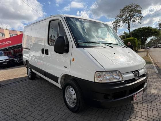 Carro 2.3 HDI 330 FURGÃO CURTO 8V DIESEL 3P MANUAL