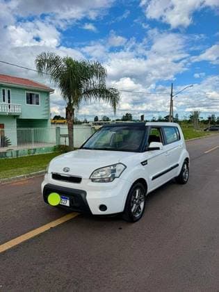 Carro 1.6 U.104 16V GASOLINA 4P MANUAL