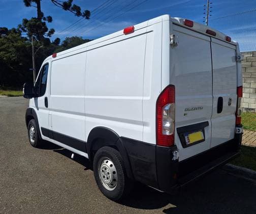 Carro 2.3 MULTIJET DIESEL CARGO CURTO MANUAL