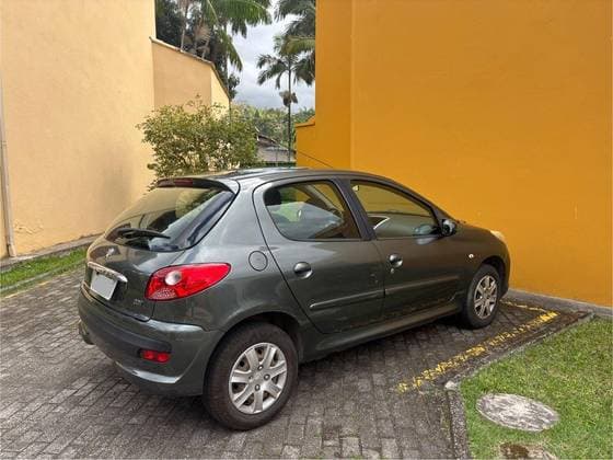 Carro 1.4 XR 8V FLEX 4P MANUAL