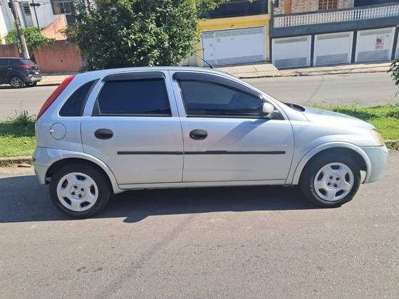 Carro 1.0 MPFI JOY 8V FLEX 4P MANUAL