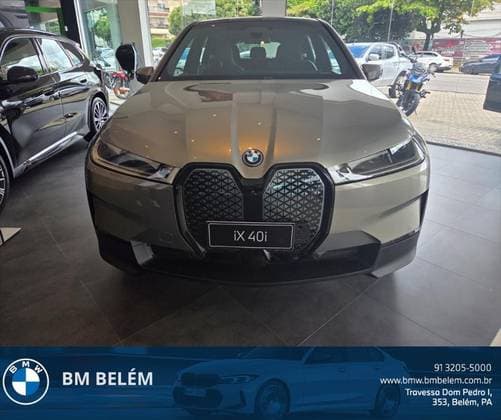 Carro ELÉTRICO XDRIVE40