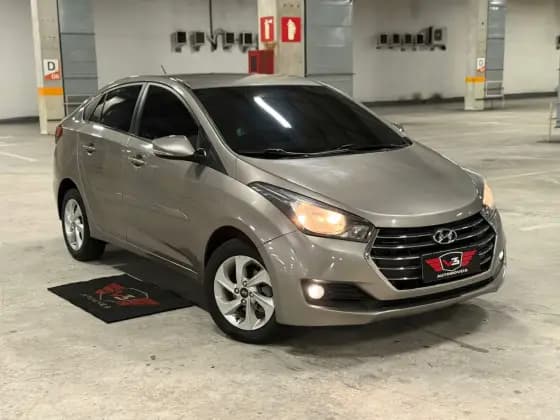 Carro 1.6 COMFORT PLUS 16V FLEX 4P AUTOMÁTICO