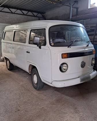 Carro 1.6 FURGÃO 8V GASOLINA 3P MANUAL