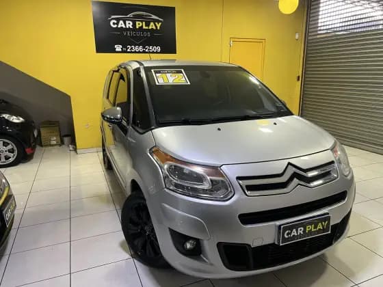 Carro 1.6 FLEX EXCLUSIVE MANUAL
