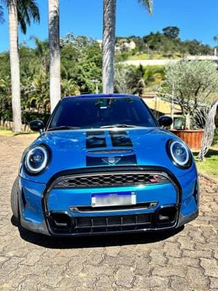 Carro 2.0 16V TWINPOWER GASOLINA S TOP 4P STEPTRONIC