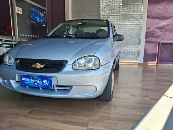 Carro 1.0 MPFI LIFE 8V FLEX 4P MANUAL