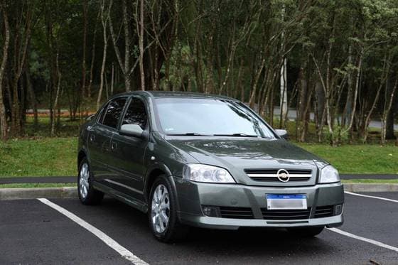 Carro 2.0 MPFI ADVANTAGE 8V FLEX 4P MANUAL