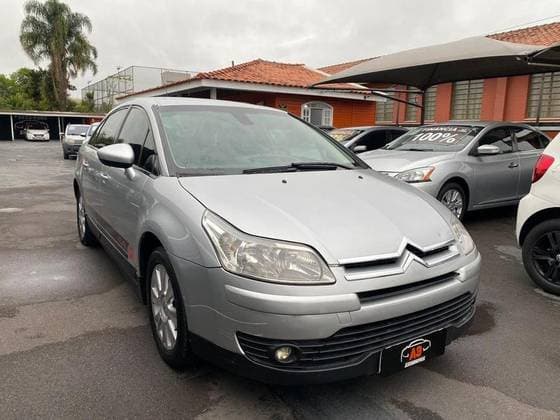 Carro 2.0 GLX PALLAS 16V FLEX 4P AUTOMÁTICO