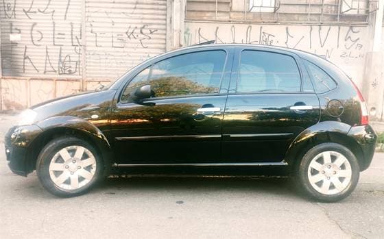 Carro 1.6 SOLARIS 16V FLEX 4P MANUAL
