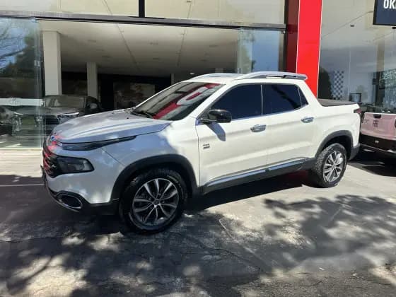 Carro 2.0 16V TURBO DIESEL VOLCANO 4WD AT9