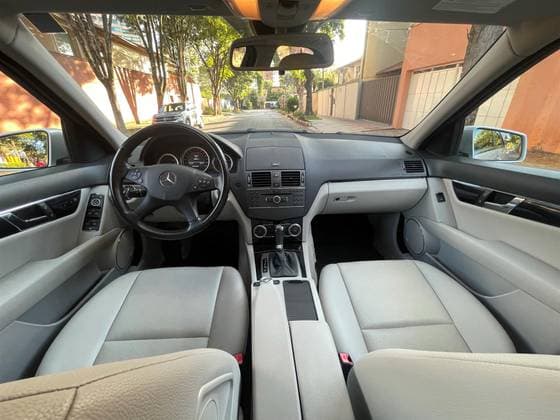 Carro 1.6 CLASSIC KOMPRESSOR GASOLINA 4P AUTOMÁTICO