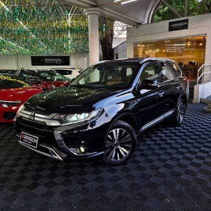 Carro 3.0 MIVEC V6 GASOLINA HPE-S AWD AUTOMÁTICO