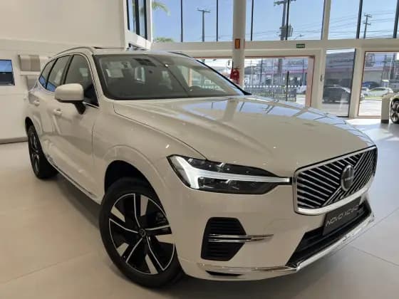 Carro 2.0 T8 PHEV PLUS AWD GEARTRONIC