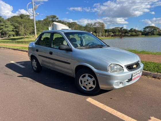 Carro 1.0 MPFI LIFE 8V FLEX 4P MANUAL