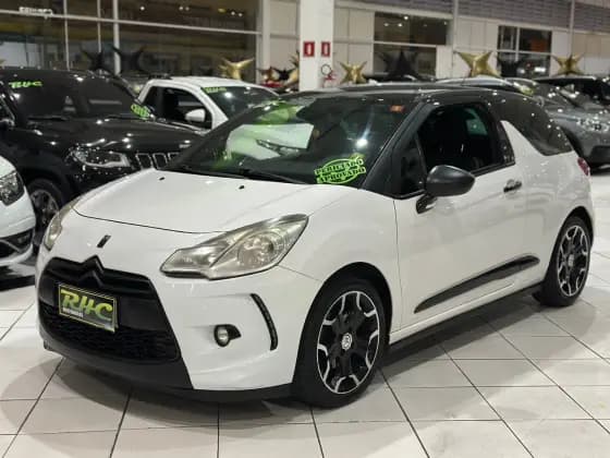 Carro 1.6 THP GASOLINA MANUAL