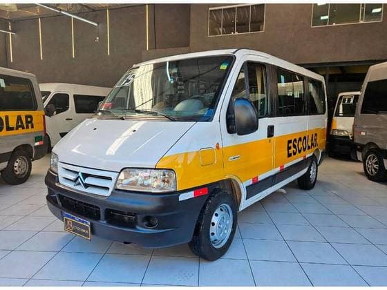 Carro 2.3 HDI DIESEL MINIBUS EXECUTIVA 3P MANUAL