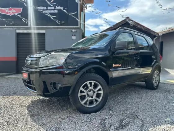 Carro 1.6 XLT FREESTYLE 8V FLEX 4P MANUAL