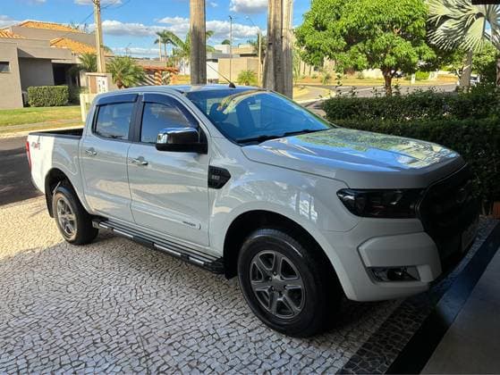 Carro 2.2 XLS 4X4 CD 16V DIESEL 4P MANUAL