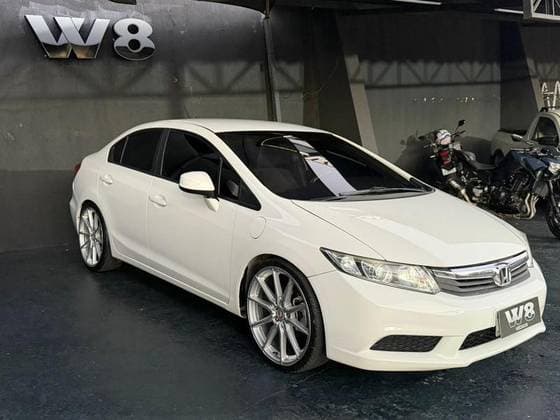 Carro 1.8 LXS 16V FLEX 4P AUTOMÁTICO