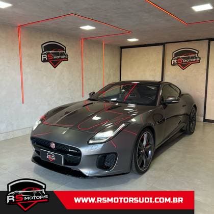 Carro 2.0 P300 GASOLINA R-DYNAMIC COUPÉ AUTOMÁTICO