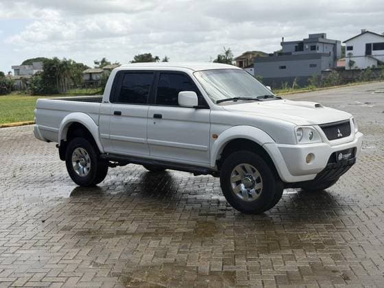 Carro 2.5 SPORT HPE 4X4 CD 8V TURBO INTERCOOLER DIESEL 4P AUTOMÁTICO