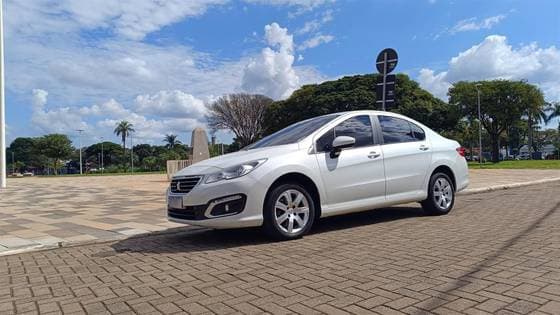 Carro 1.6 BUSINESS 16V TURBO FLEX 4P AUTOMÁTICO
