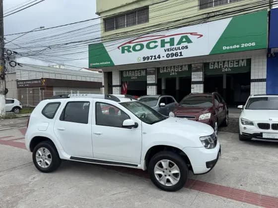 Carro 1.6 DYNAMIQUE 4X2 16V FLEX 4P MANUAL