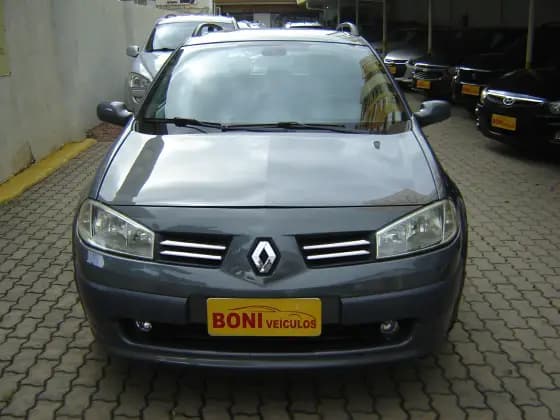 Carro 1.6 DYNAMIQUE GRAND TOUR 16V FLEX 4P MANUAL
